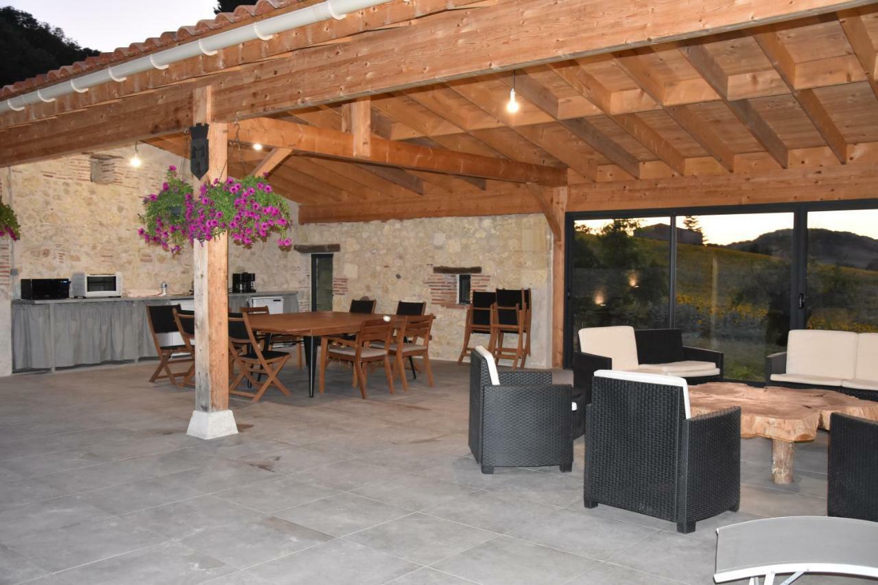 Domaine De Calbiac Bed & Breakfast Dolmayrac ภายนอก รูปภาพ