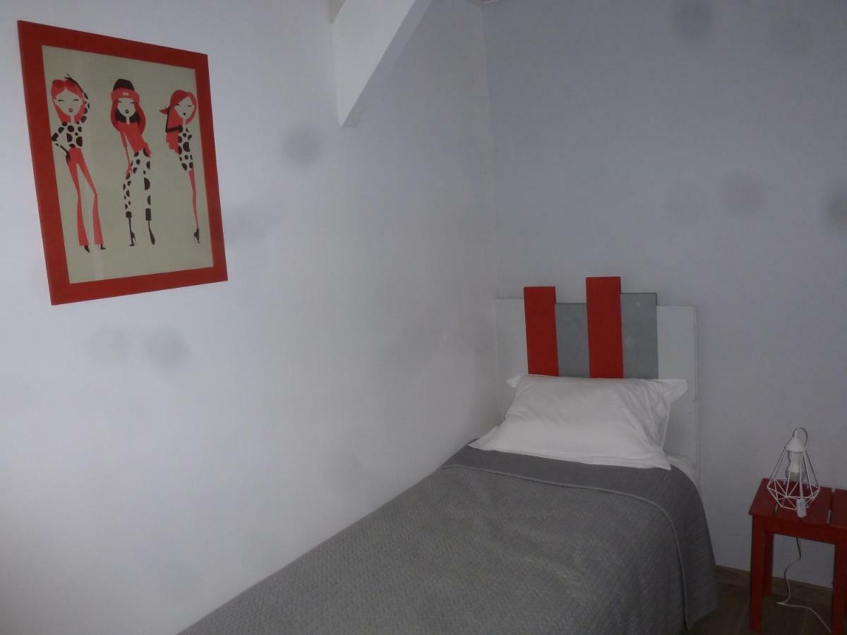 Domaine De Calbiac Bed & Breakfast Dolmayrac ภายนอก รูปภาพ